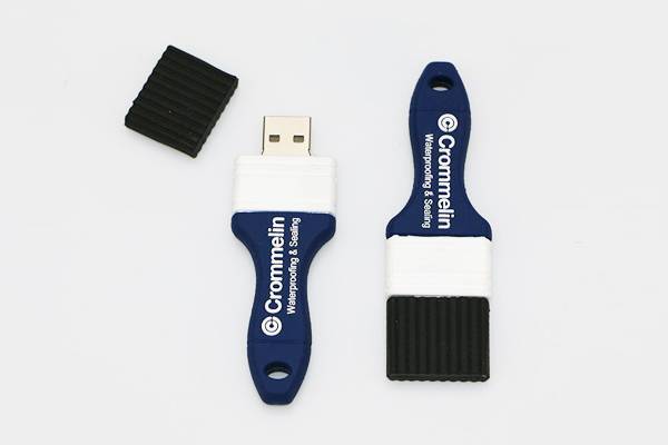Brush-shaped USB drive