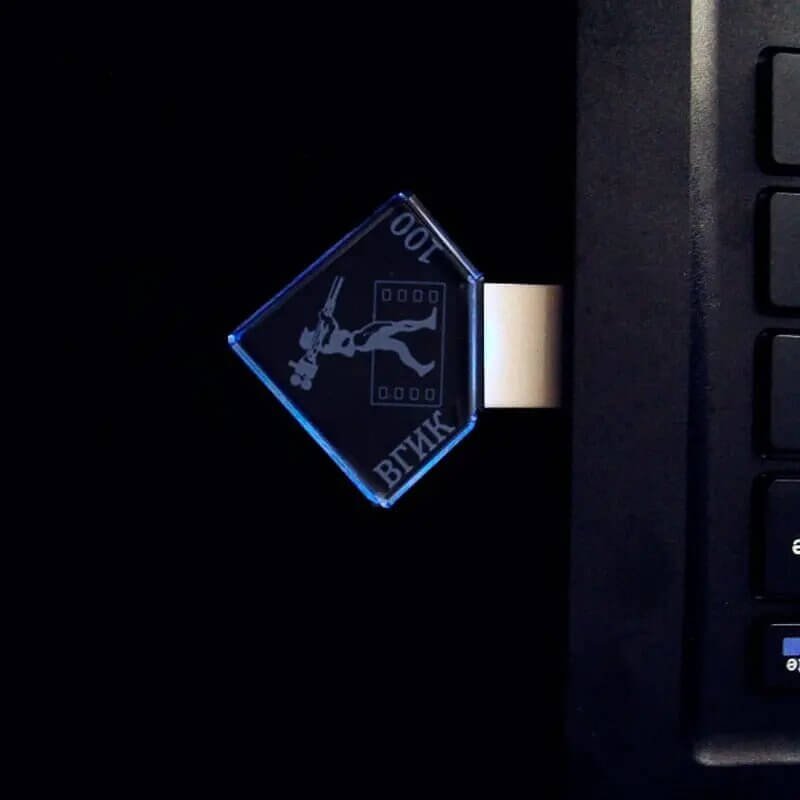 Diamond Crystal USB Drive - Image 4