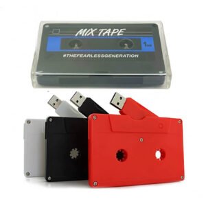 Memoria USB transparente con forma de casete retro