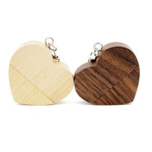 memoria-usb-de-madera-en-forma-de-corazon